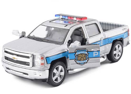 Kinsmart Chevrolet Silverado Pickup Truck Diecast Toy 1:46