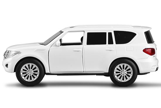JKM Nissan Patrol SUV Diecast Toy 1:36 White / Black / Silver [BB03B407]